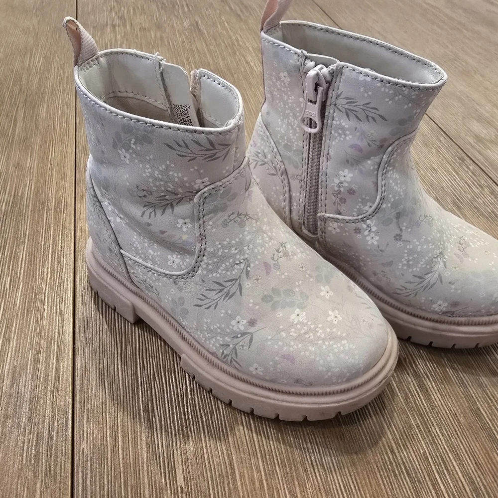 Cat & Jack toddler‎ boots size 7